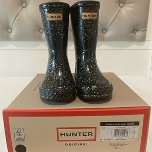 Hunter Kids First Giant Glitter Rain Boots - Size 8 US